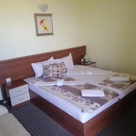 Vega Aparthotel Sozopol