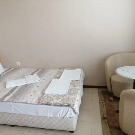 Vega Aparthotel