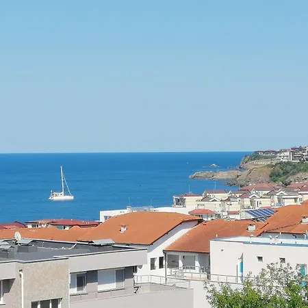 Vega Aparthotel