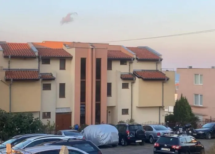 Апартхотел Vega *